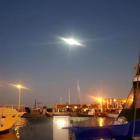 بوتيل Nuit Insolite Bateau 11 Metres Le Barcarès